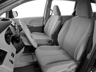 2014 Toyota Sienna XLE V6 8 Passenger
