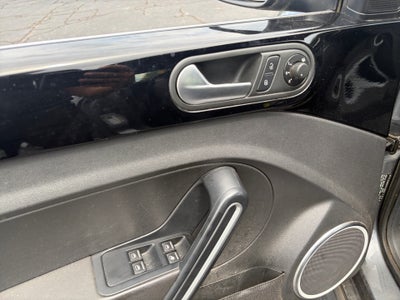 2013 Volkswagen Beetle Convertible 2.0T