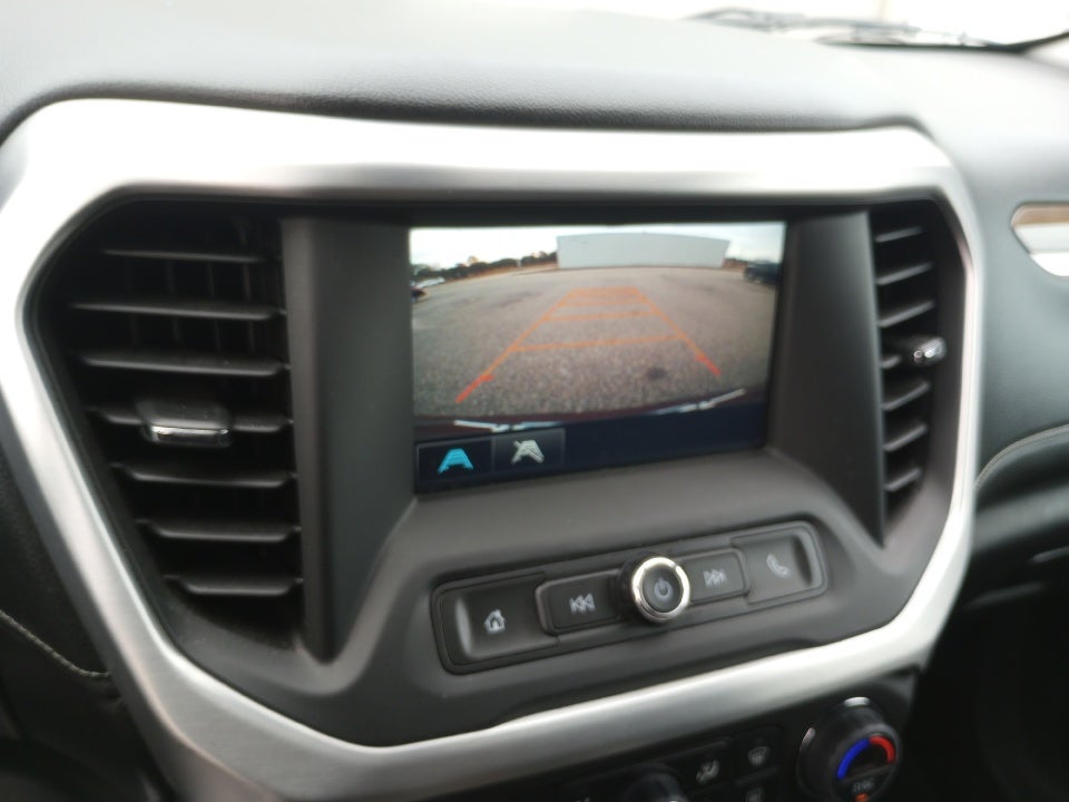 2017 GMC Acadia SLE-2