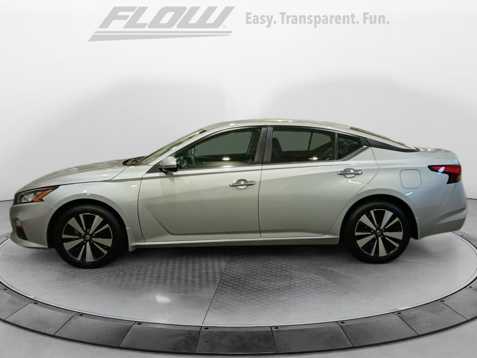 2022 Nissan Altima SV FWD