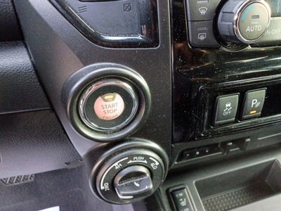 2021 Nissan TITAN Crew Cab PRO-4X 4x4