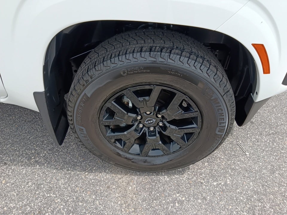 2026 Nissan Frontier Crew Cab SV 4x2