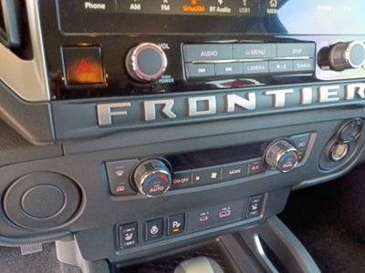 2025 Nissan Frontier SV