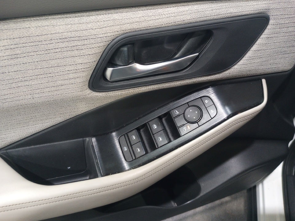 2021 Nissan Rogue SV FWD