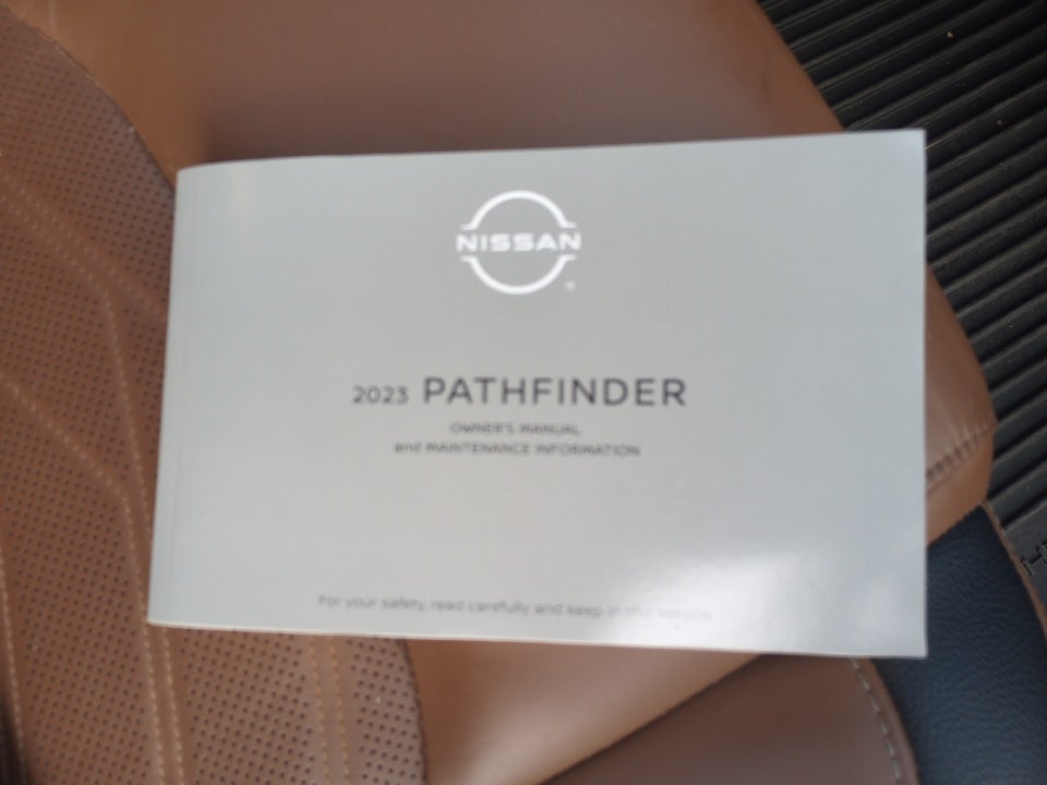 2023 Nissan Pathfinder Platinum 4WD