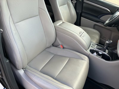 2019 Toyota Highlander Limited Platinum
