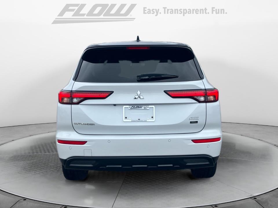 2023 Mitsubishi Outlander SEL