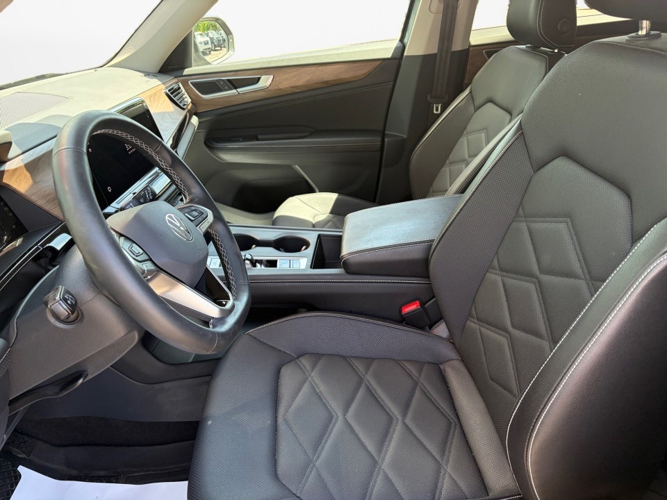 2024 Volkswagen Atlas 2.0T SE