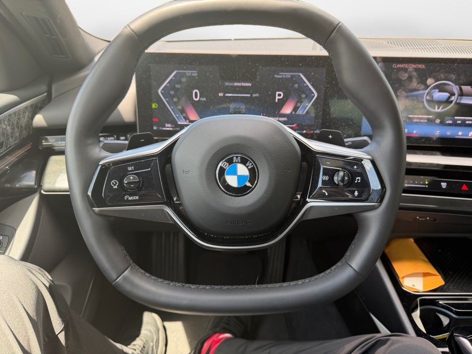 2024 BMW 530i 530i
