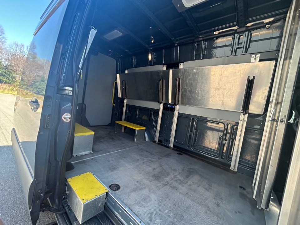 2019 Mercedes-Benz Sprinter 2500 Standard Roof V6