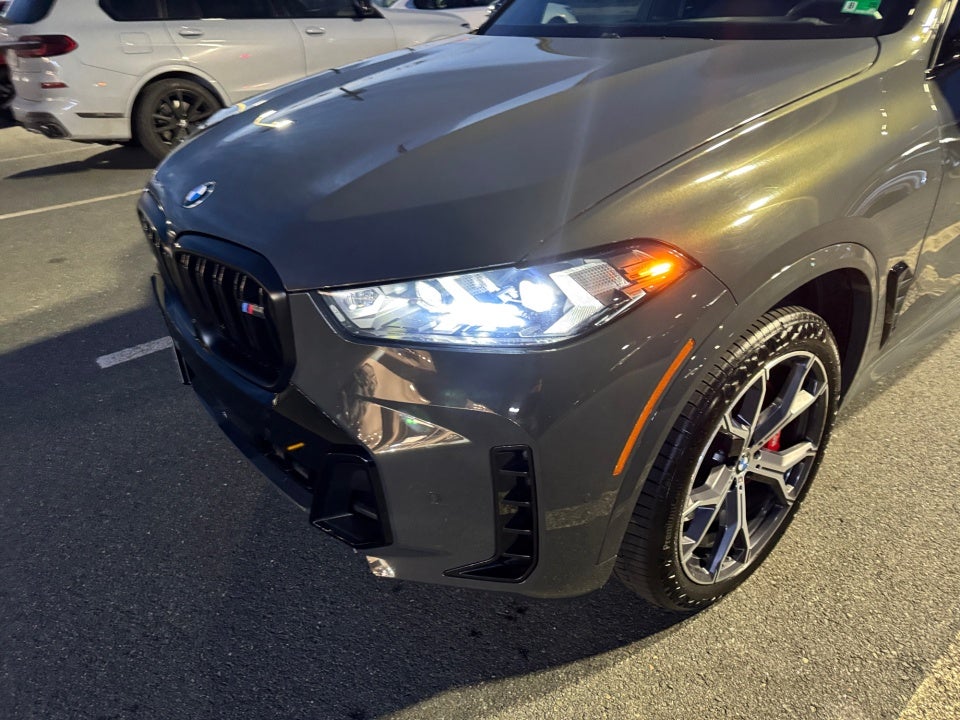 2024 BMW X5 M60i