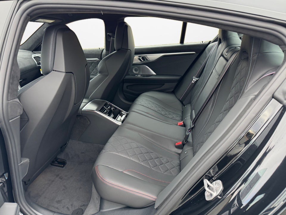 2026 BMW M850i Gran Coupe M850i
