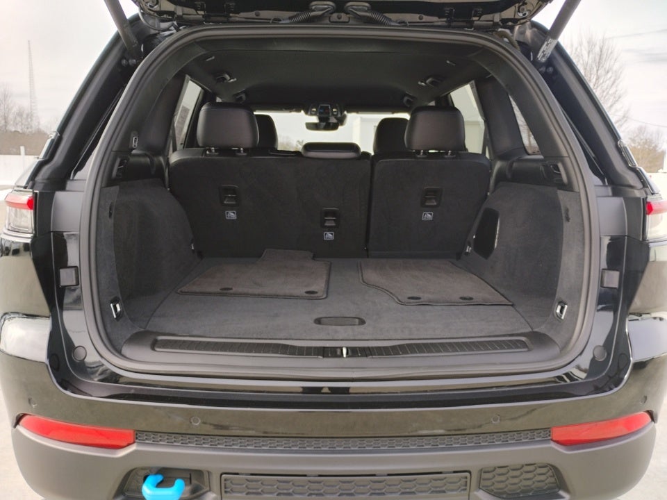 2023 Jeep Grand Cherokee 4xe Trailhawk