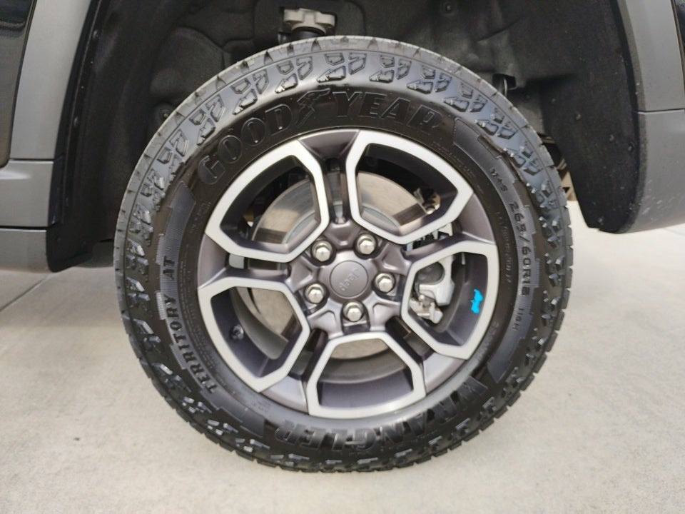 2023 Jeep Grand Cherokee 4xe Trailhawk