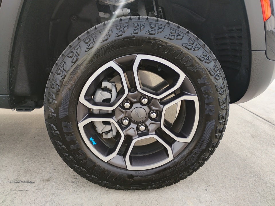 2023 Jeep Grand Cherokee 4xe Trailhawk