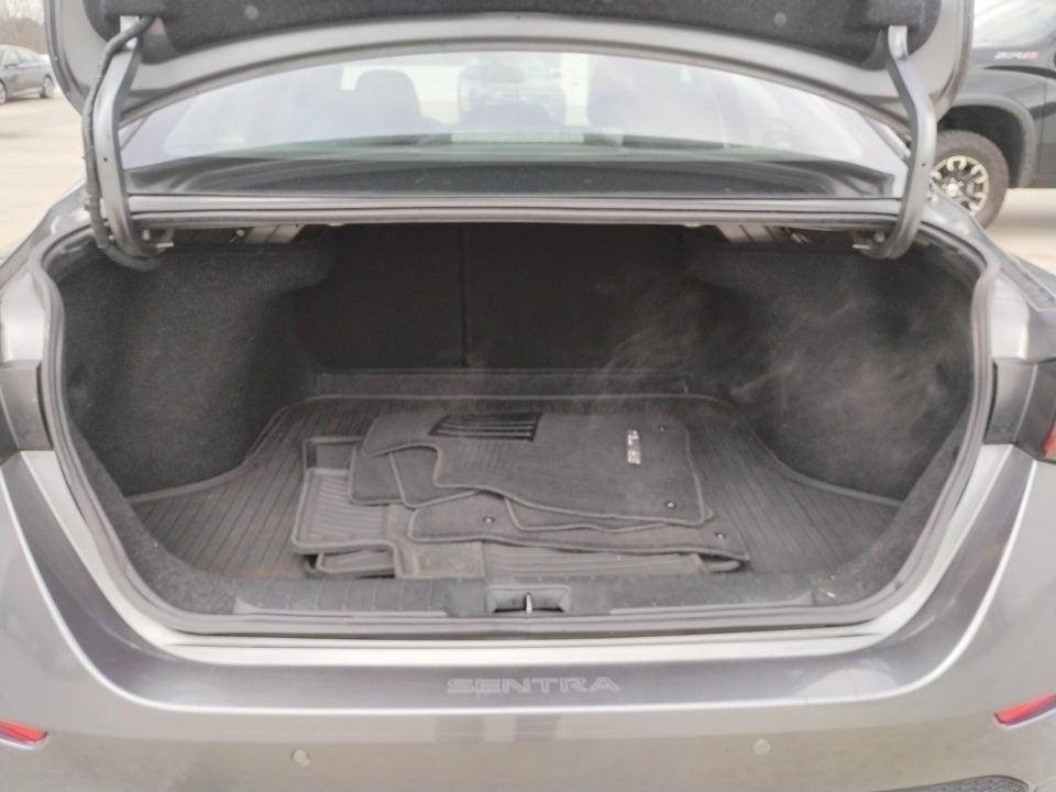 2021 Nissan Sentra SR Xtronic CVT