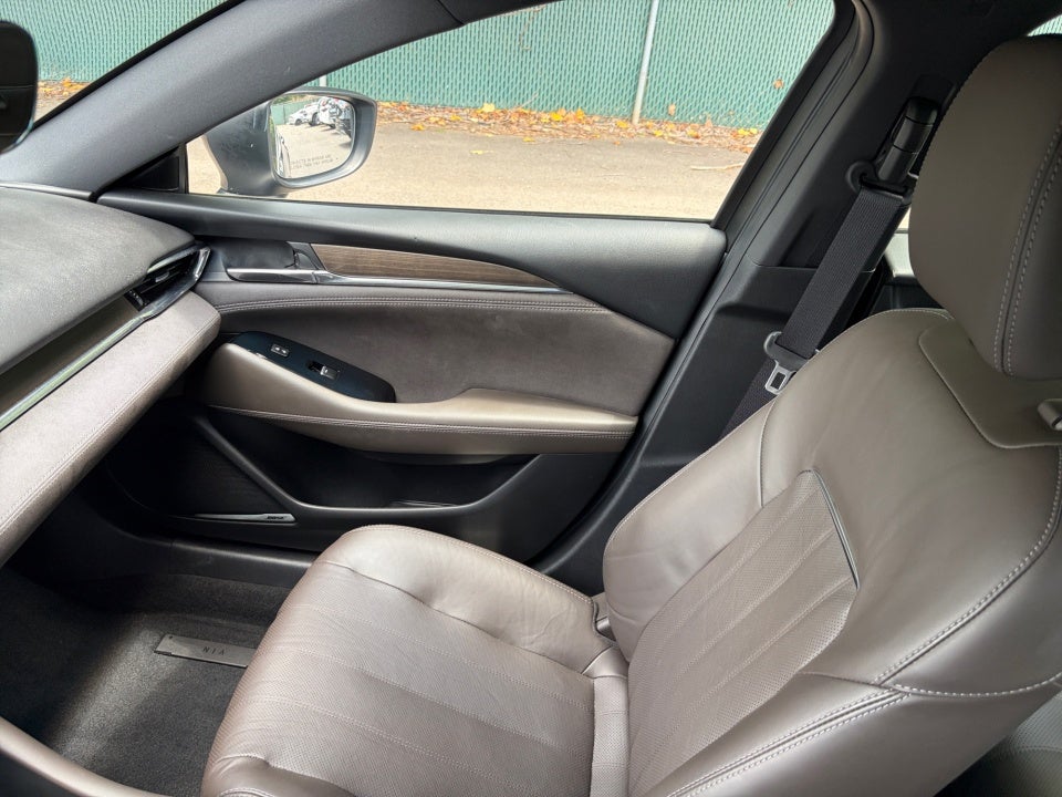 2018 Mazda Mazda6 Signature