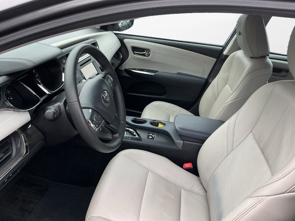 2014 Toyota Avalon XLE