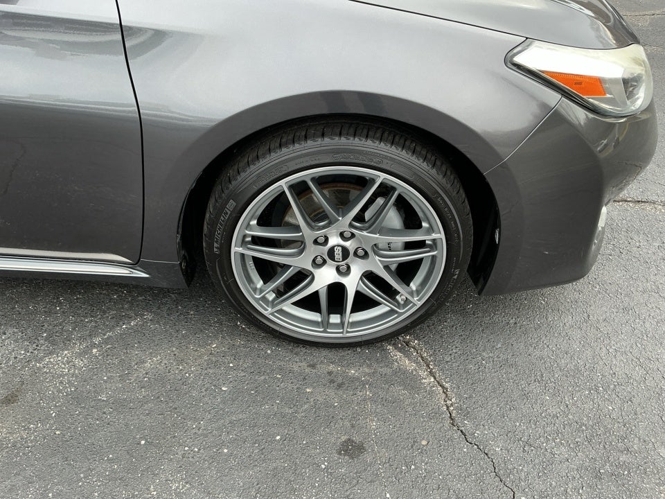 2014 Toyota Avalon XLE