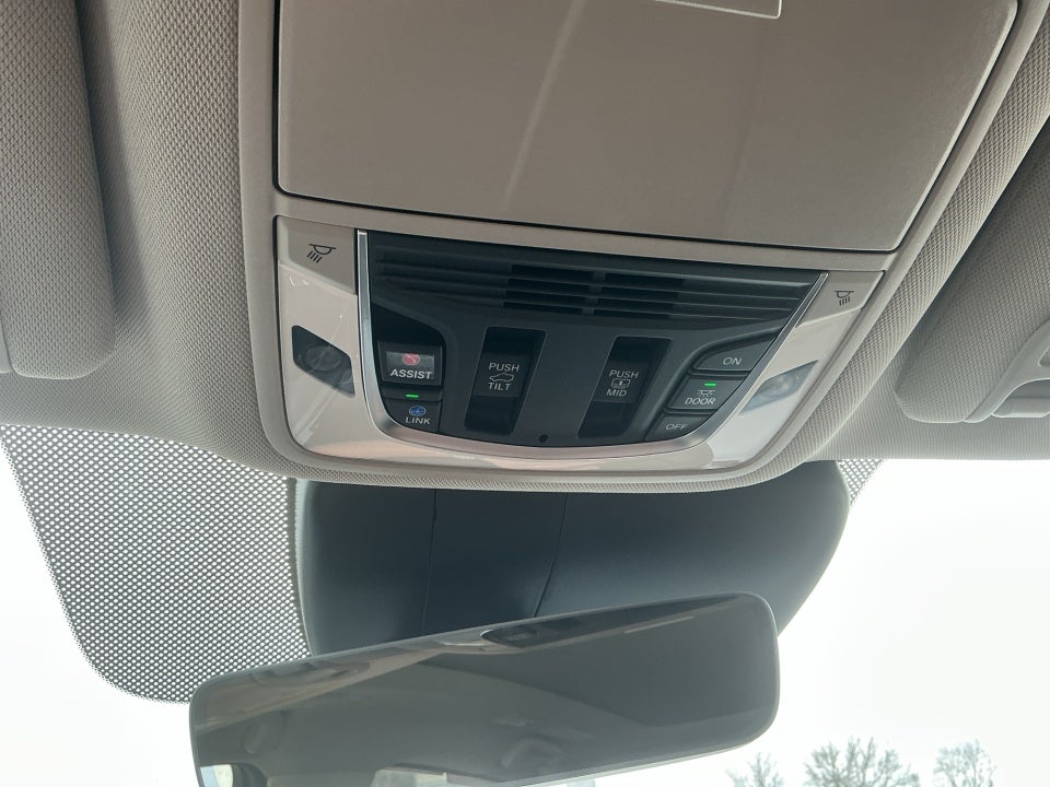 2025 Acura RDX Advance Package