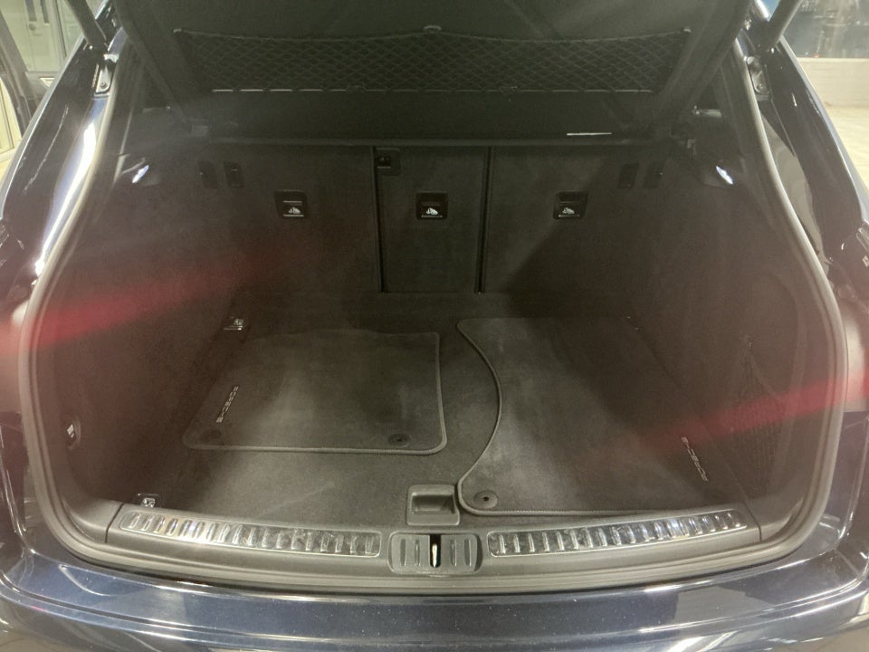 2020 Porsche Macan Turbo