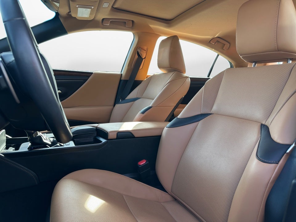 2022 Lexus ES 300h ES 300h