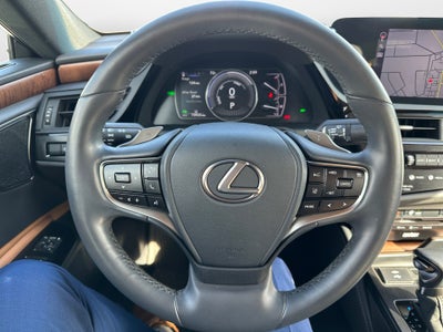 2022 Lexus ES 300h ES 300h