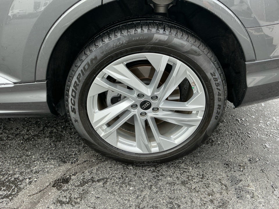 2023 Audi Q7 Premium Plus