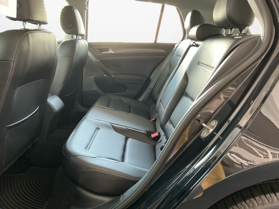 2021 Volkswagen Golf TSI