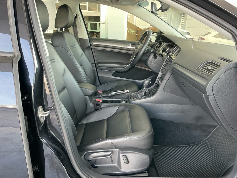 2021 Volkswagen Golf TSI