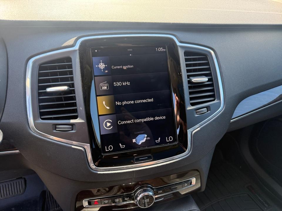 2019 Volvo XC90 Momentum
