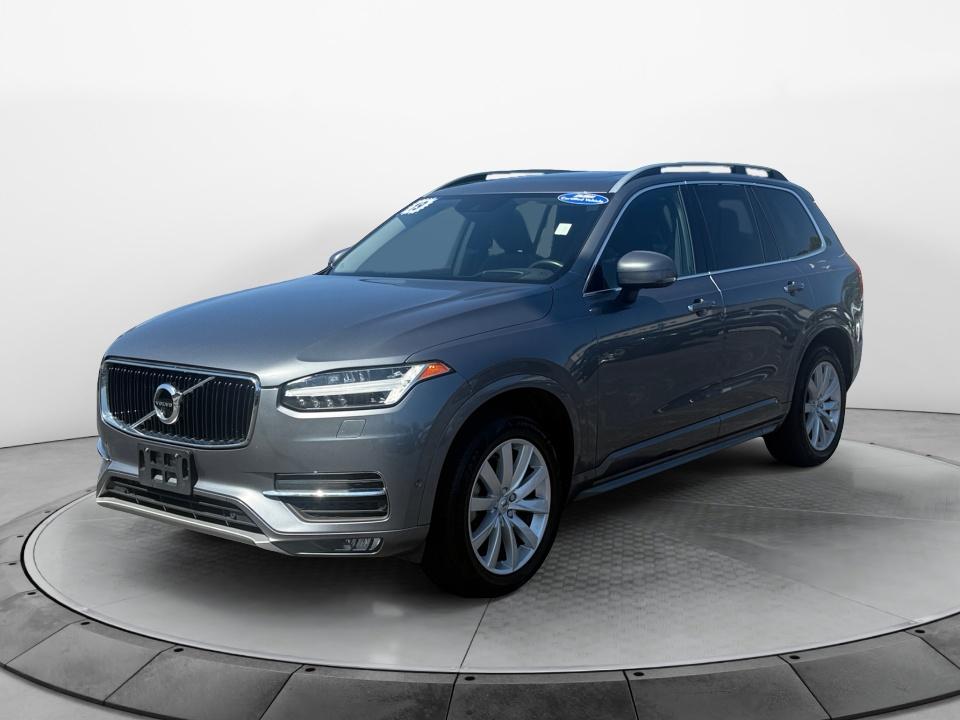 2019 Volvo XC90 Momentum
