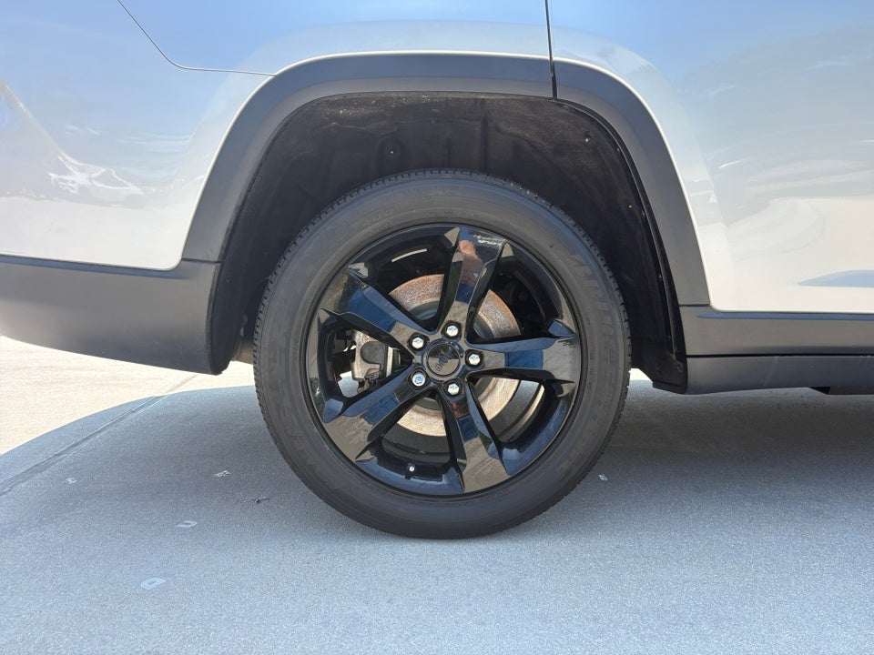 2023 Jeep Grand Cherokee L Altitude 4x4