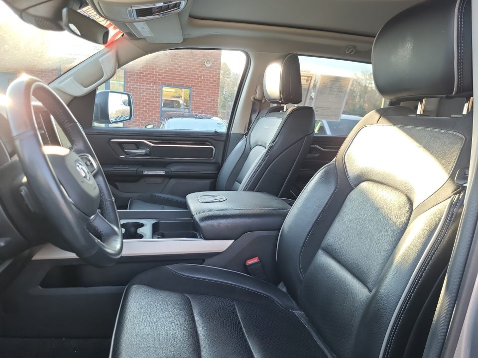 2022 RAM 1500 Laramie Crew Cab 4x4 5'7" Box