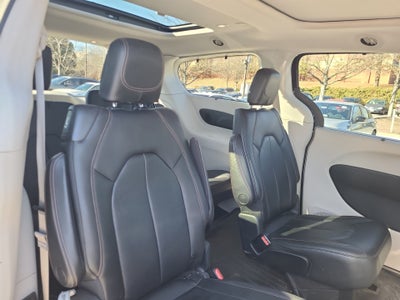 2019 Chrysler Pacifica Touring L Plus
