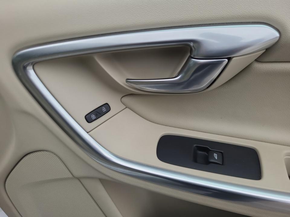 2015 Volvo S60 T5 Drive-E Premier