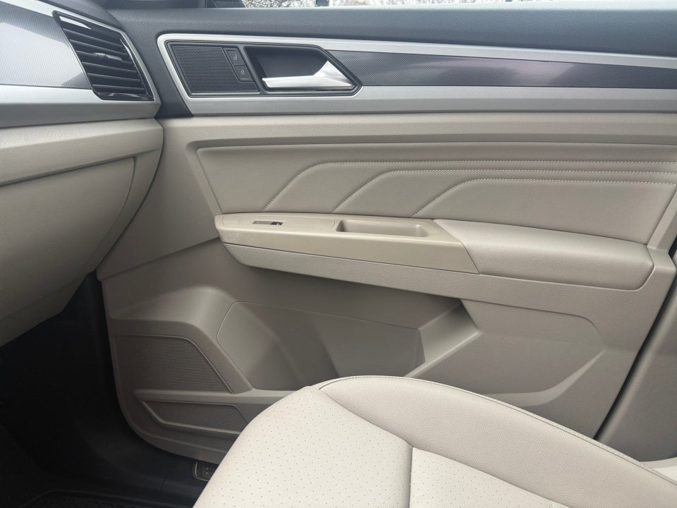 2021 Volkswagen Atlas 3.6L V6 SEL R-Line