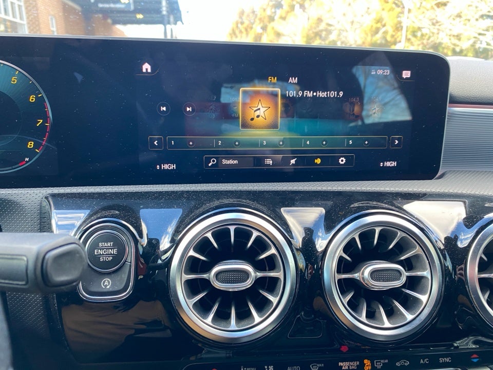 2020 Mercedes-Benz A 220 A 220