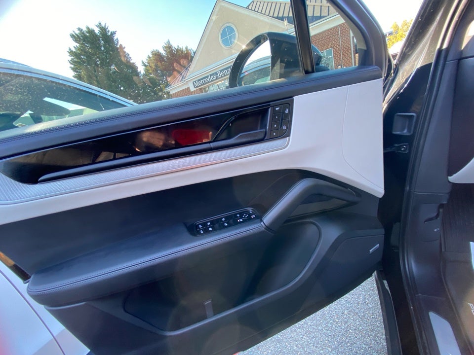 2025 Porsche Cayenne Coupe Coupe AWD