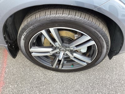 2018 Volvo XC60 T6 Momentum