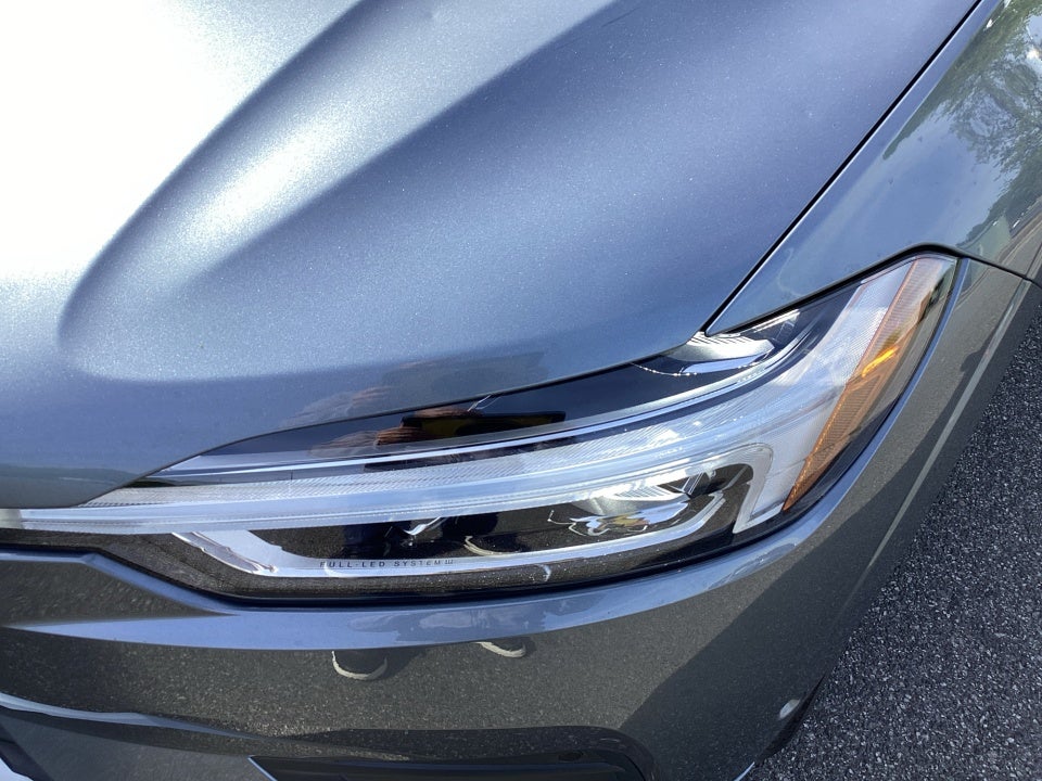 2018 Volvo XC60 T6 Momentum