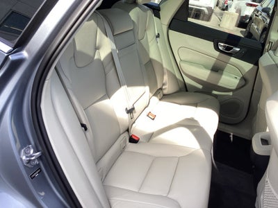 2018 Volvo XC60 T6 Momentum