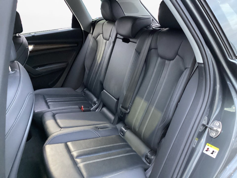 2023 Audi Q5 Prestige 45 TFSI S line quattro S tronic