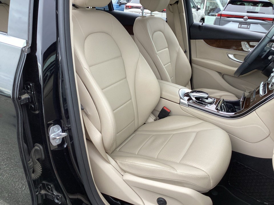 2017 Mercedes-Benz GLC 300 4MATIC®