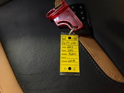 2024 GMC Yukon 4WD AT4