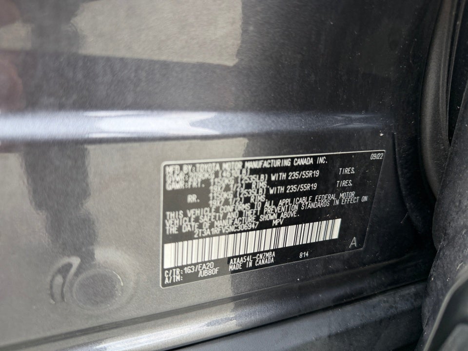 2022 Toyota RAV4 XLE Premium