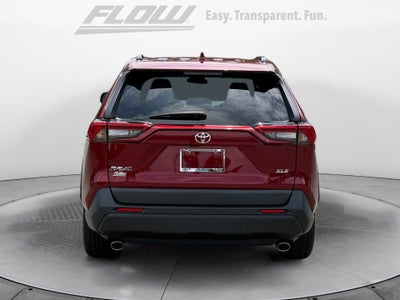 2022 Toyota RAV4 XLE