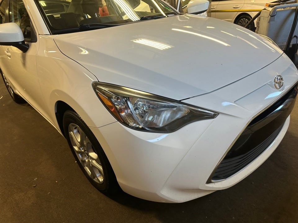 2017 Toyota Yaris iA Base