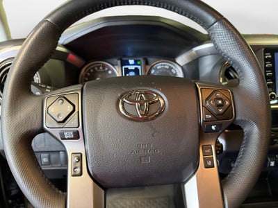 2022 Toyota Tacoma SR5 V6