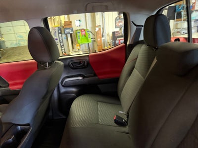 2022 Toyota Tacoma SR5 V6